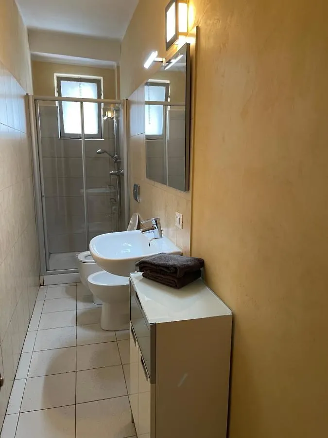 Via Verdi37 2P Mantoue 0*,